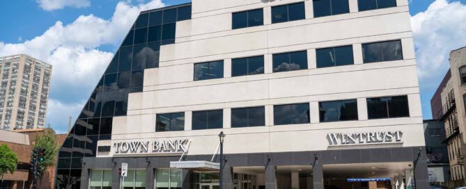 401 E Kilbourn Ave | Milwaukee