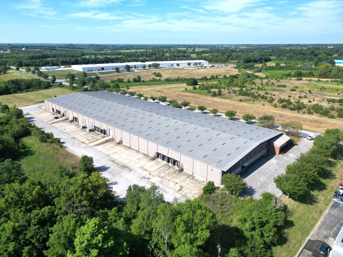 1506-1516 Industrial Park Dr