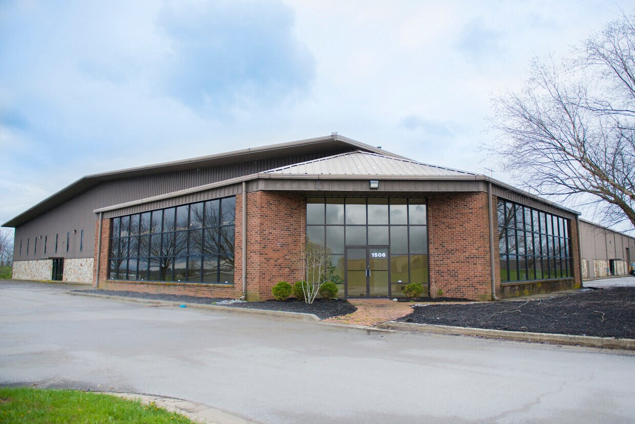 1506-1516 Industrial Park Dr