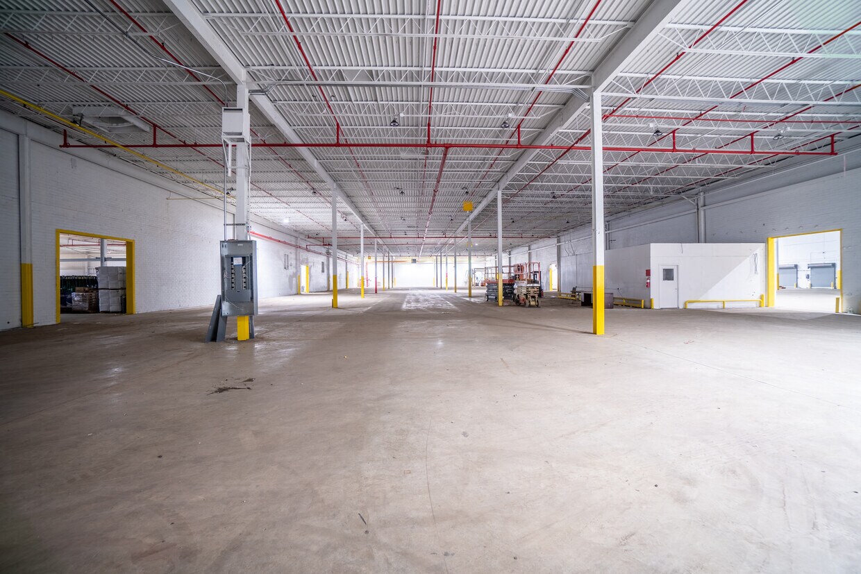 1885 Alamac Rd