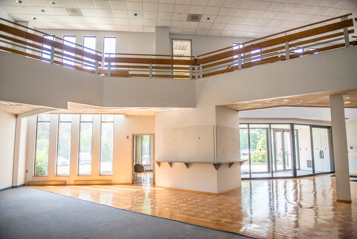 1 Apollo Dr