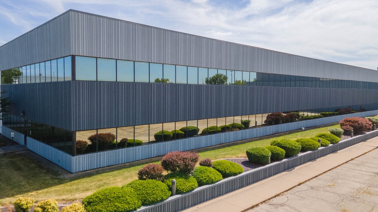 6821 E County Road 1110 N