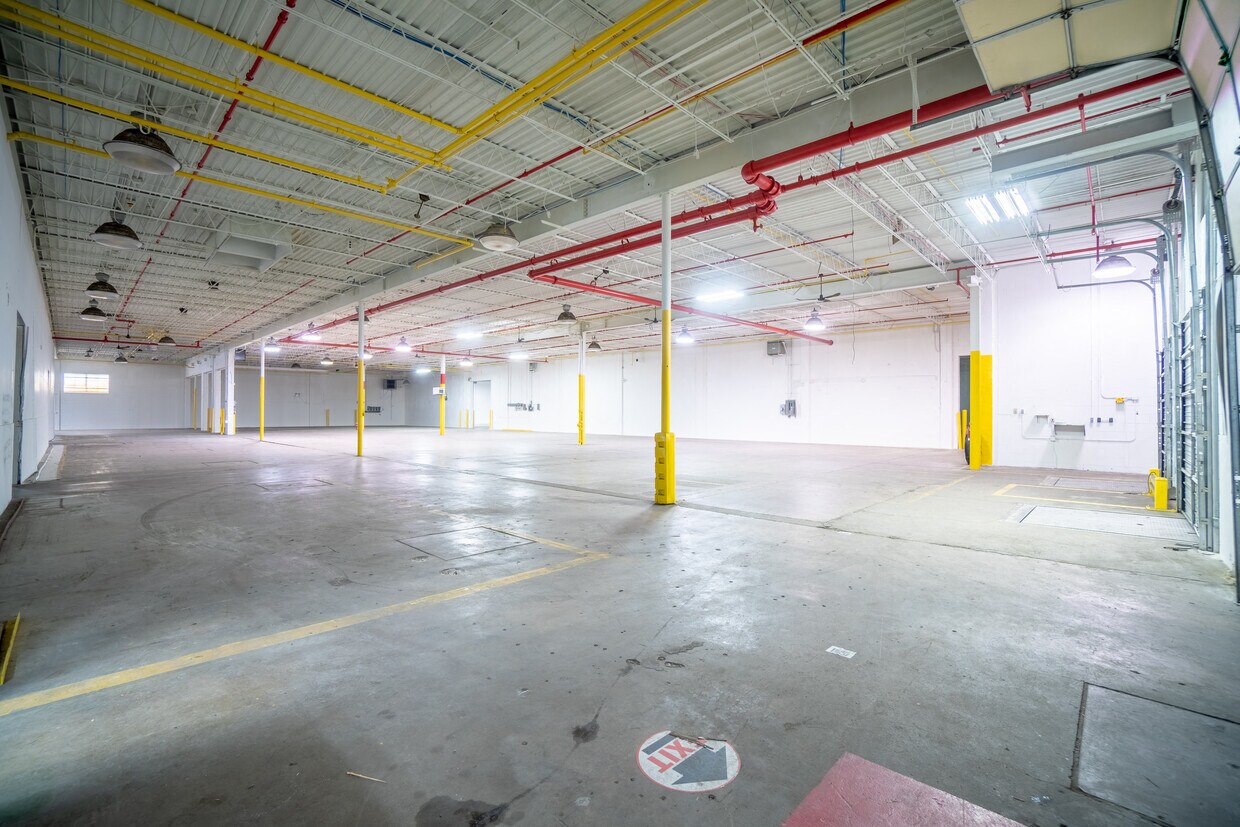 4801 W. Woolworth Ave